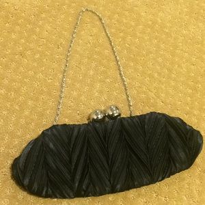 Black clutch